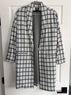 Bobeau Black & White Shawl Duster